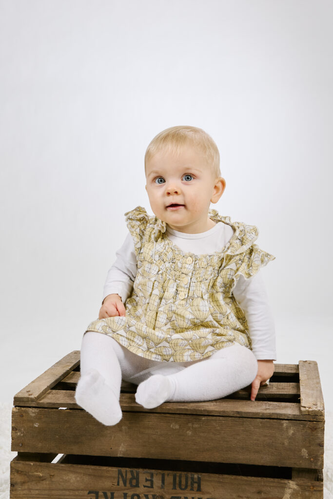 lapsikuvaus-turku-edullinen-perhekuvaus-valokuvaaja-linnankatu